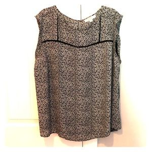 LOFT Black & White Floral Top 20/22